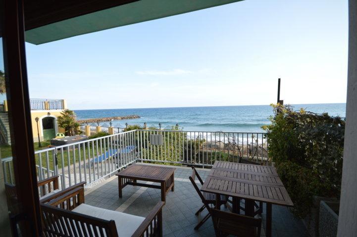 Riva Beach Apartment Riva Ligure Eksteriør bilde